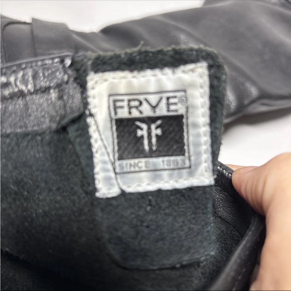 Frye Veronica womens 9 Slouch Tall Leather Riding Boots
buckle Moto black - Picture 14 of 16